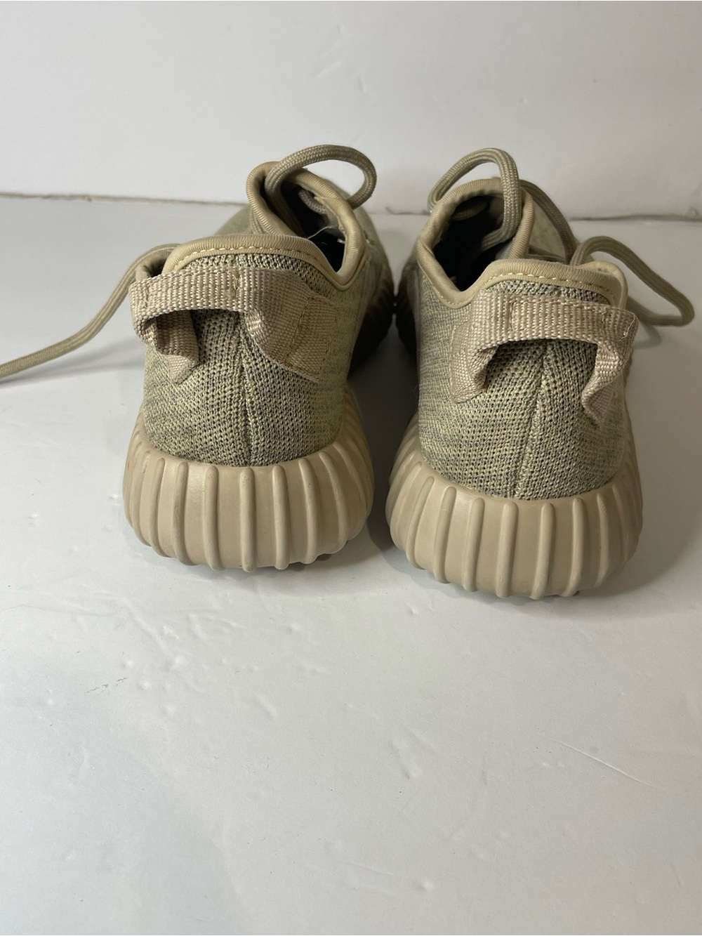 Adidas Yeezy Boost 350 V2 Oxford Tan sneakers - Picture 7 of 8